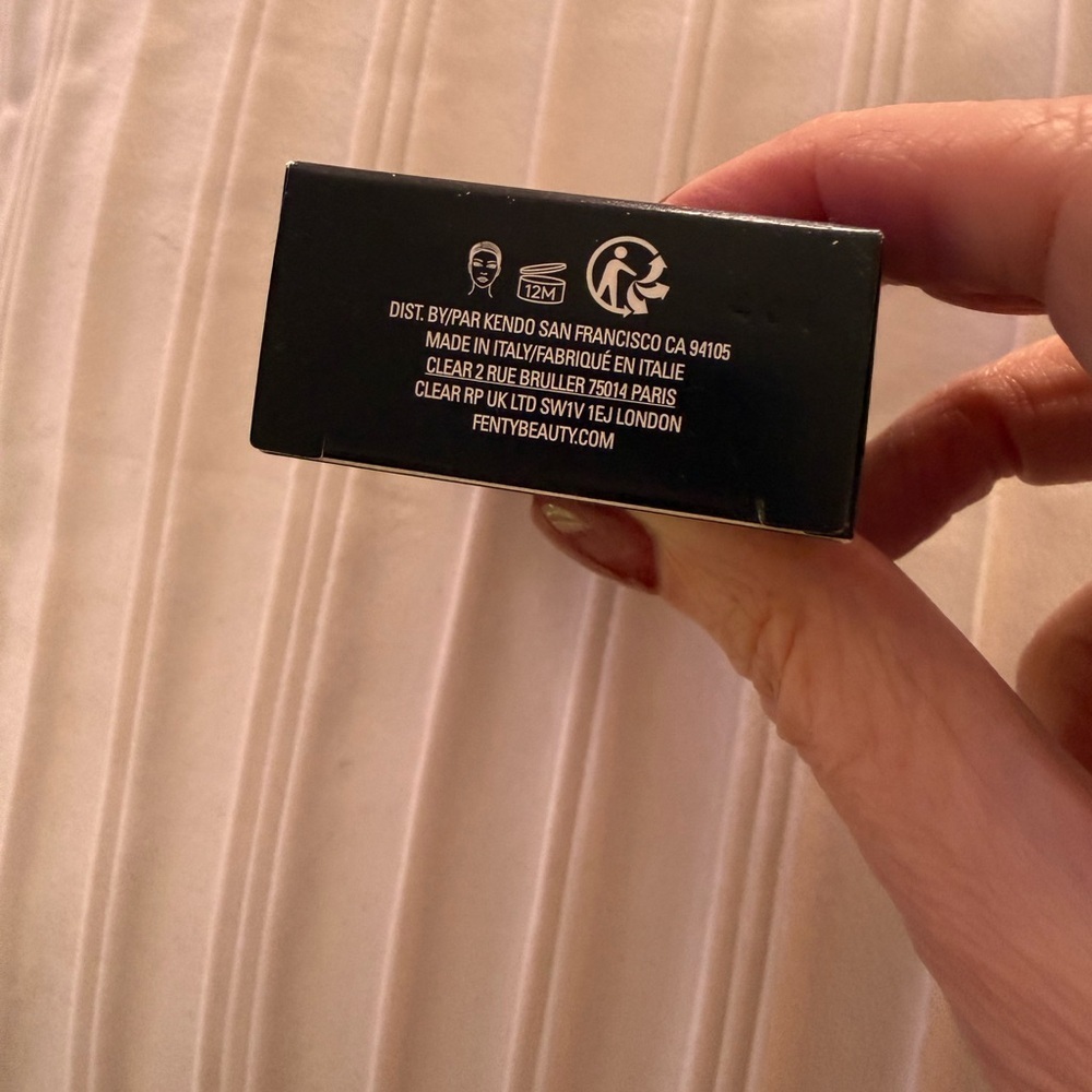 Fenty Eaze Drops Skin Tint Shade 4 New in Box - Picture 3 of 4